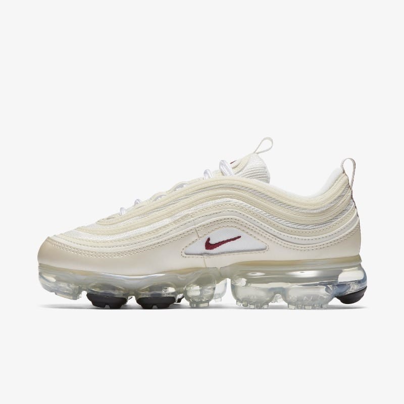 White and gold vapor max clearance